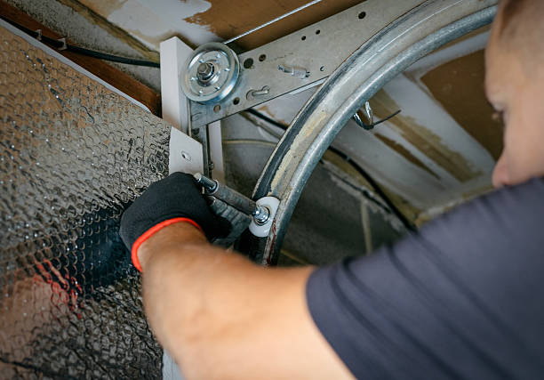 Affordable Garage Door Roller Replacement solutions in Royal Oak, MI